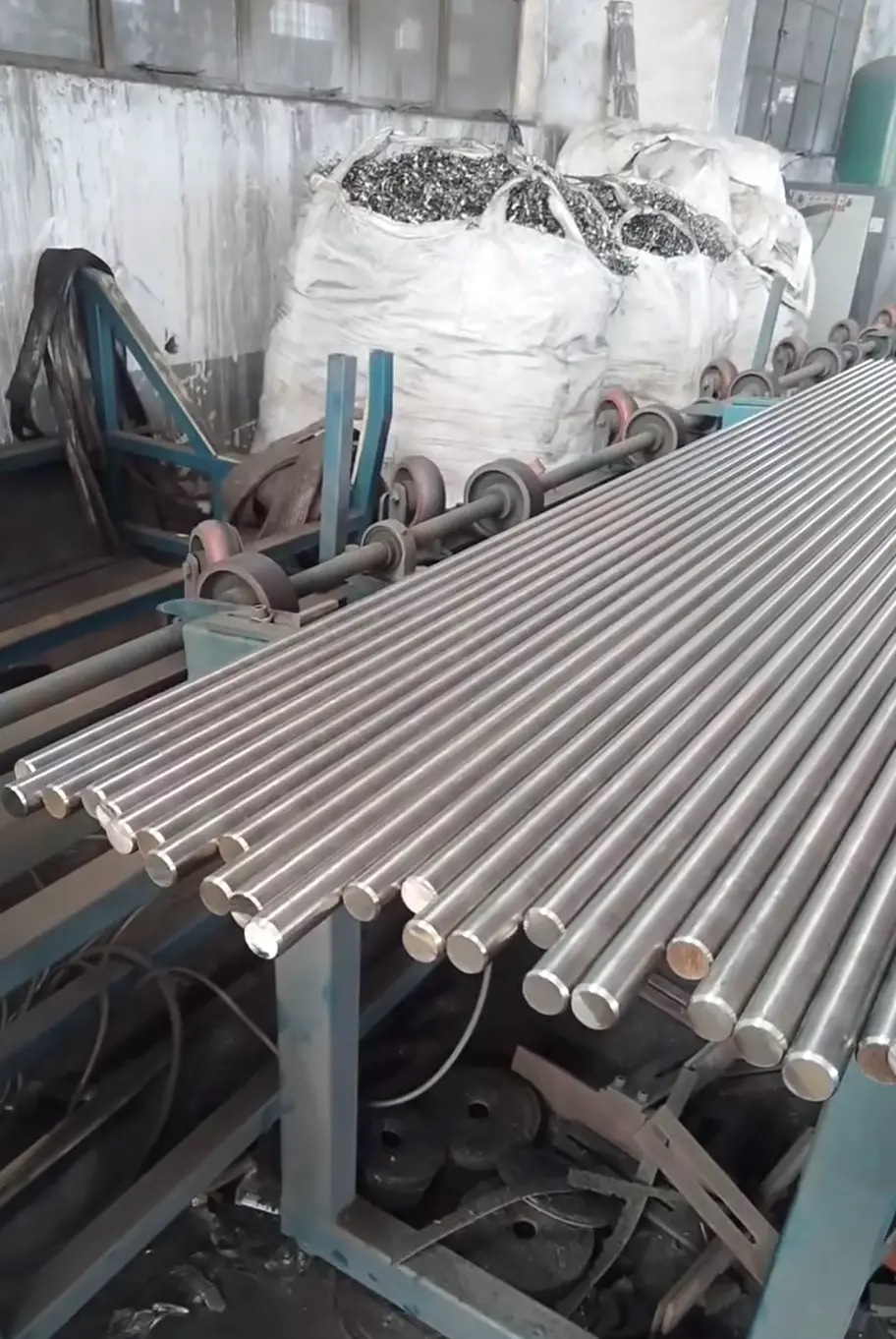 316 stainless steel bars in processing for quality review