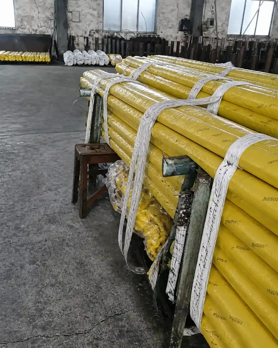 303 stainless steel bars packed for shipment with export support
